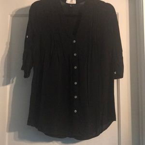 3/4 sleeve blouse. Size juniors large